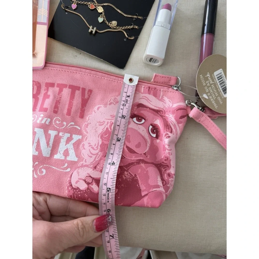 Miss‎ Piggy Makeup Bag Beauty Bundle Necklace Lipstick Pink Gift Set NWT